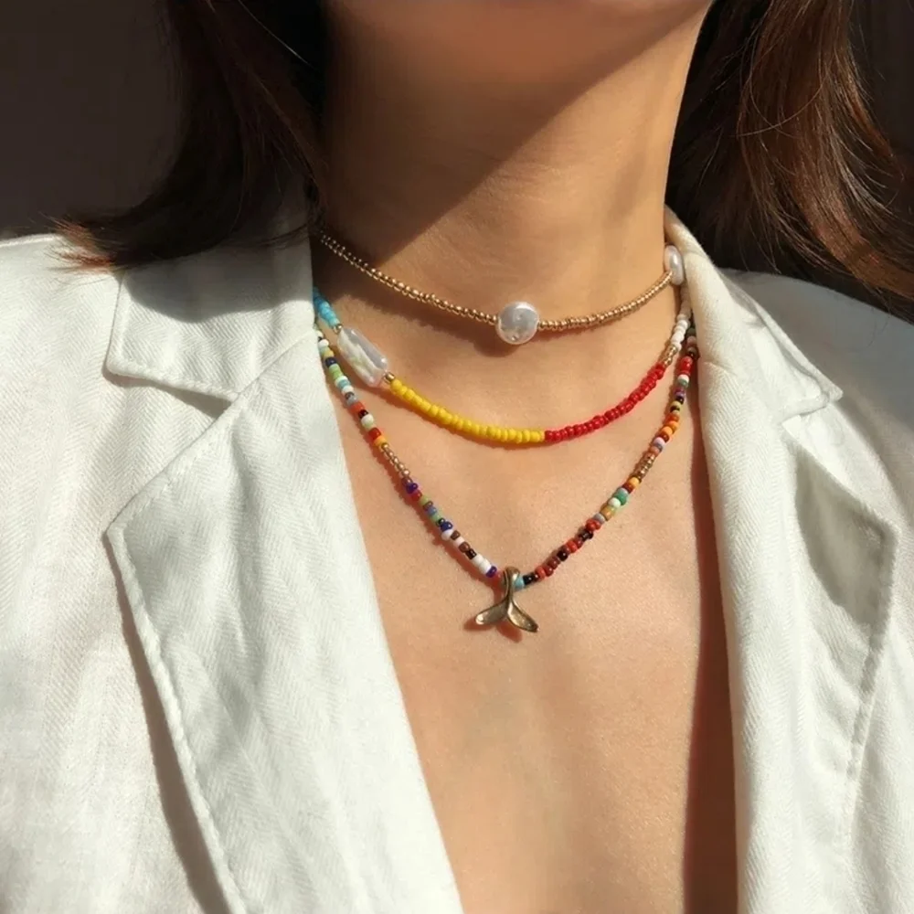 FISHTAIL Pendant Beaded Necklace - Picture 1 of 4